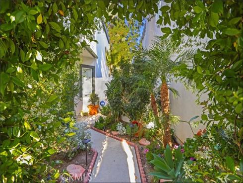 12 Hawaii , Aliso Viejo, CA