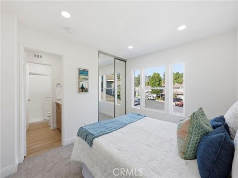 43 Deerwood , Aliso Viejo, CA