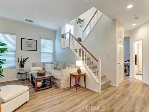 285 Woodcrest