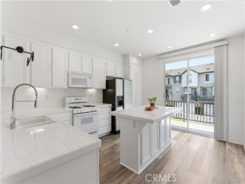 5 Cupertino C110 Circle, Aliso Viejo, CA