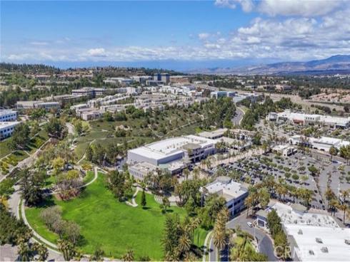 1 Vantis , Aliso Viejo, CA