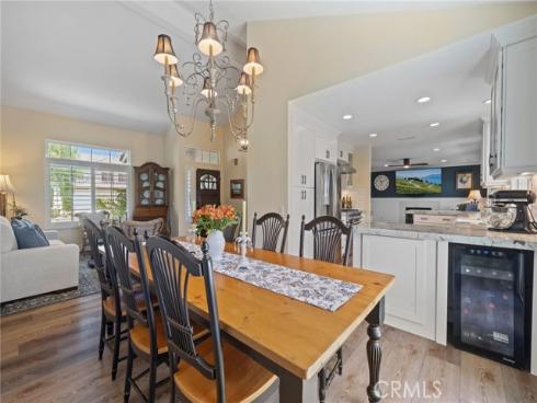 14 Helmcrest , Aliso Viejo, CA