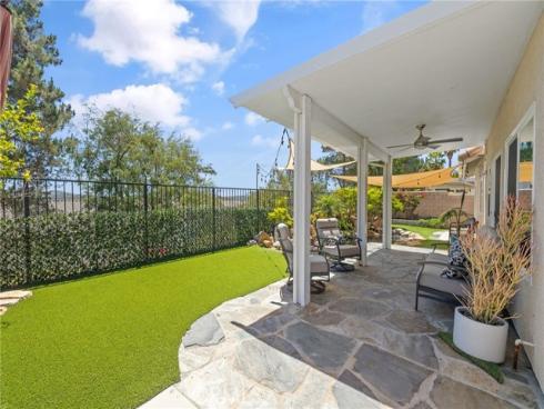 14 Helmcrest , Aliso Viejo, CA