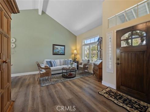 14 Helmcrest , Aliso Viejo, CA