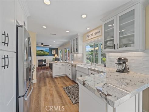 14 Helmcrest , Aliso Viejo, CA
