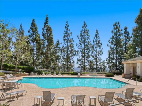 4 Woodcrest 326 Lane, Aliso Viejo, CA