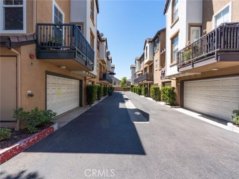 6 Harvest Point , Aliso Viejo, CA