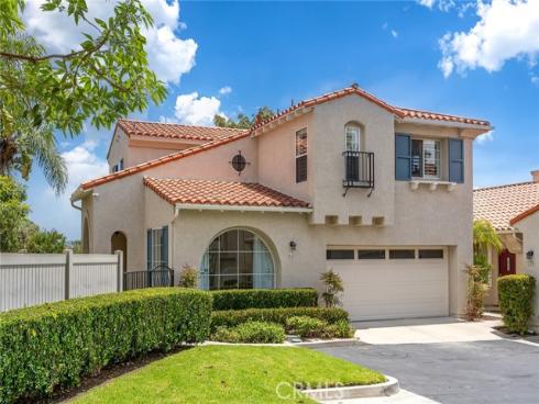 68 Colony Way