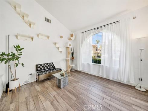 68  Colony   Way, Aliso Viejo, CA