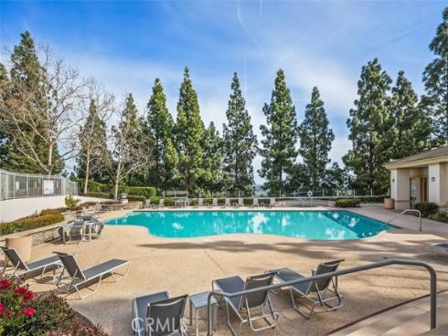 136  Woodcrest   Lane, Aliso Viejo, CA