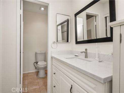 5573 E Vista Del Rio  , Anaheim Hills, CA