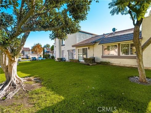 5573 E Vista Del Rio  , Anaheim Hills, CA