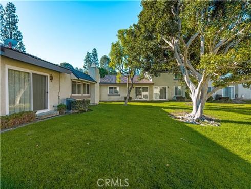 5573 E Vista Del Rio  , Anaheim Hills, CA