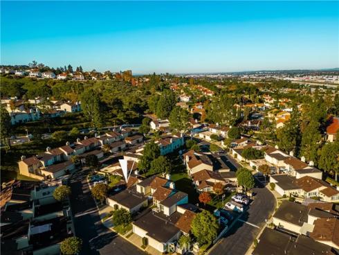 5573 E Vista Del Rio  , Anaheim Hills, CA