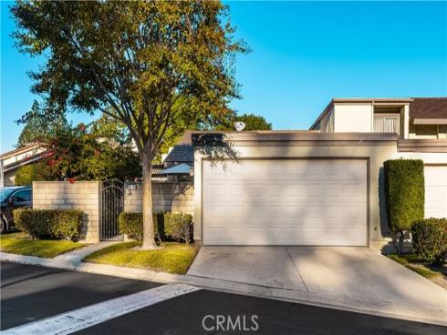 5573 E Vista Del Rio  , Anaheim Hills, CA