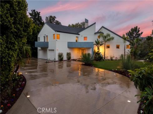 385 S. Via Montanera