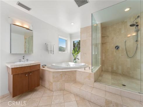 385 S Via Montanera , Anaheim Hills, CA