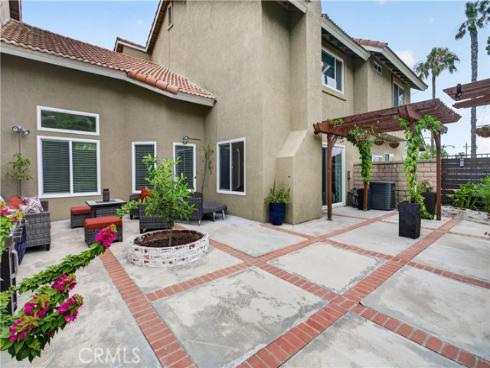 750 S Lone Star Lane, Anaheim Hills, CA