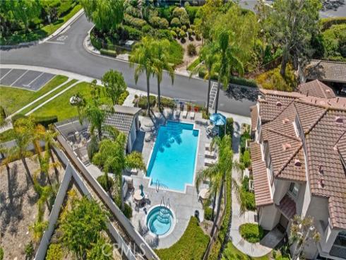 7833 E Viewrim  , Anaheim Hills, CA