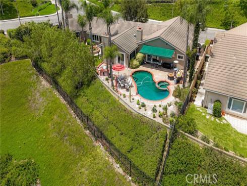 396 S Sleepy Meadow , Anaheim Hills, CA
