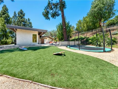 450 S Via Vista Road, Anaheim Hills, CA