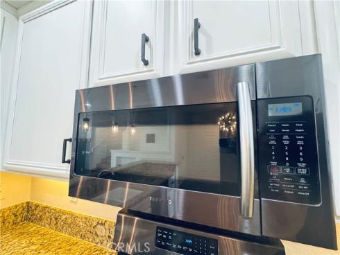 8313 E Arrowhead Way, Anaheim Hills, CA