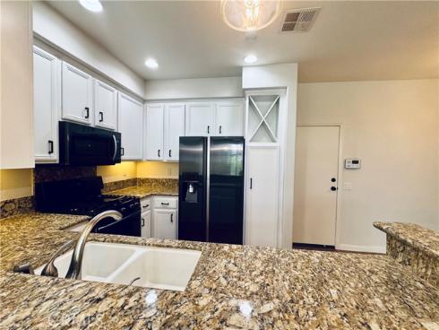 8313 E Arrowhead Way, Anaheim Hills, CA