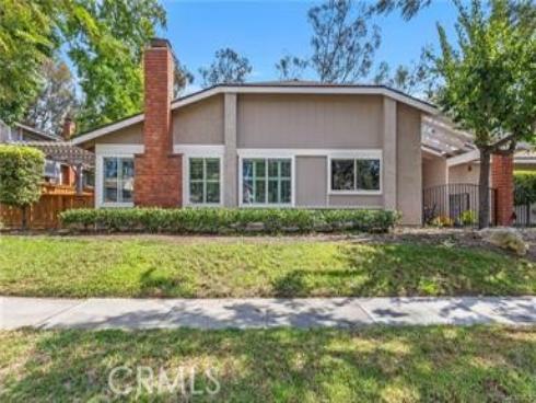 6520 E. Camino Vista 1