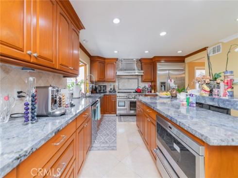 6865 E Georgetown , Anaheim Hills, CA