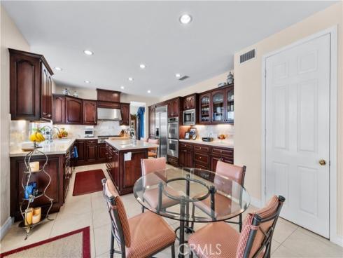 7801 E Bridgewood Drive, Anaheim Hills, CA