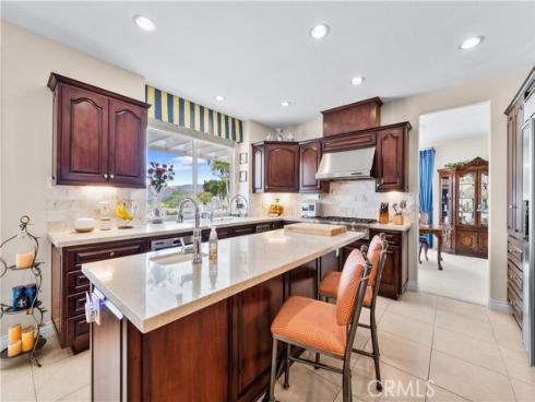 7801 E Bridgewood Drive, Anaheim Hills, CA