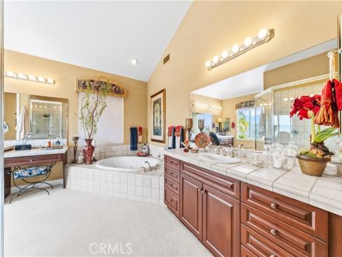 7801 E Bridgewood Drive, Anaheim Hills, CA