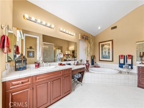 7801 E Bridgewood Drive, Anaheim Hills, CA