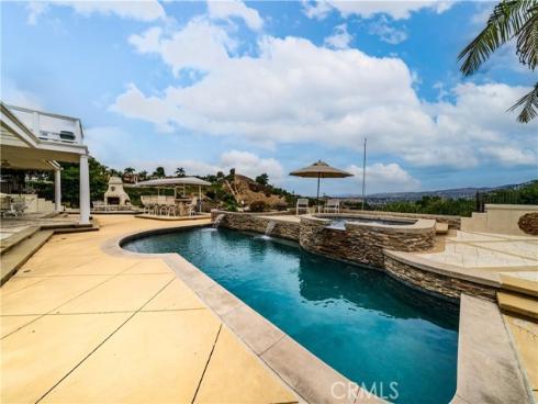 7801 E Bridgewood Drive, Anaheim Hills, CA