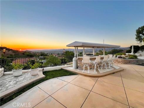 7801 E Bridgewood Drive, Anaheim Hills, CA