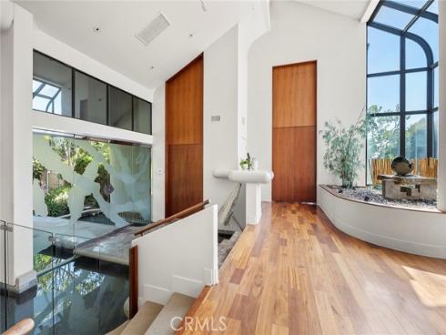 130 S Leola Way , Anaheim Hills, CA
