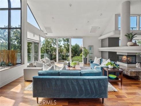 130 S Leola Way , Anaheim Hills, CA