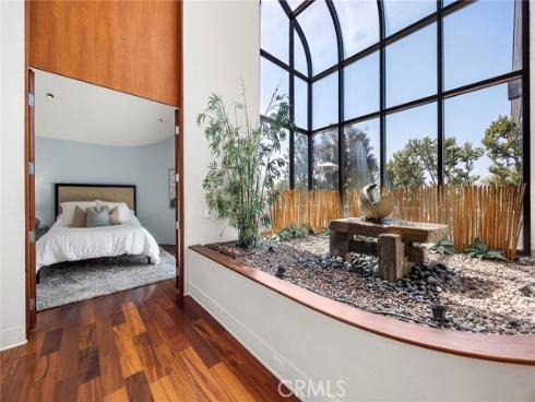 130 S Leola Way , Anaheim Hills, CA