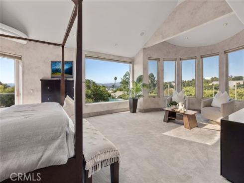 130 S Leola Way , Anaheim Hills, CA