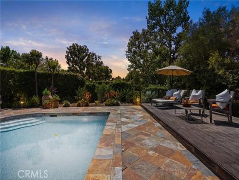 130 S Leola Way , Anaheim Hills, CA