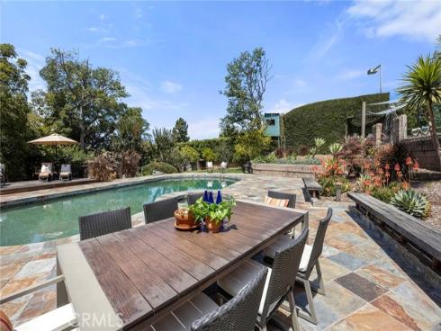 130 S Leola Way , Anaheim Hills, CA