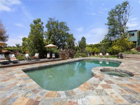 130 S Leola Way , Anaheim Hills, CA