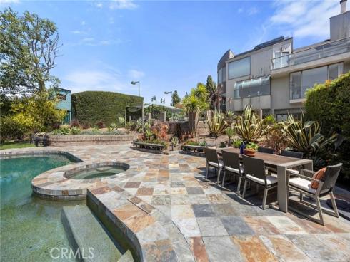 130 S Leola Way , Anaheim Hills, CA