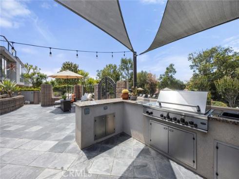 130 S Leola Way , Anaheim Hills, CA
