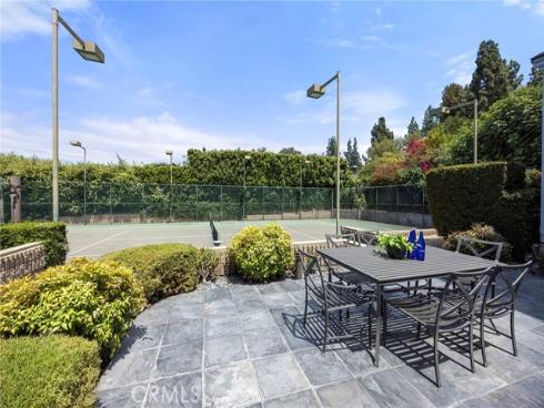 130 S Leola Way , Anaheim Hills, CA