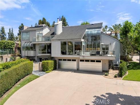 130 S Leola Way , Anaheim Hills, CA