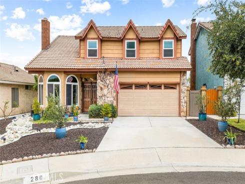 280 S Brookside Court, Anaheim Hills, CA