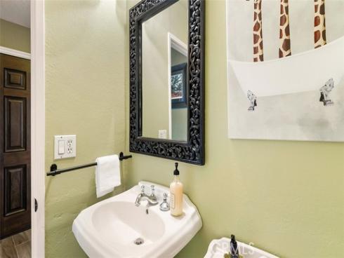 280 S Brookside Court, Anaheim Hills, CA