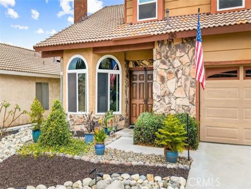 280 S Brookside Court, Anaheim Hills, CA