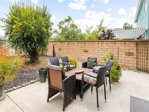 280 S Brookside Court, Anaheim Hills, CA